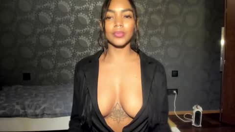 LEXY - Independent account online show from November 22, 5:33 pm