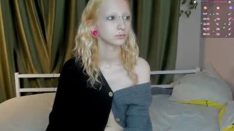 Lexy online show from June 13, 4:28 pm