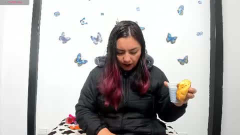 lexyy24_ online show from July 9, 9:57 am