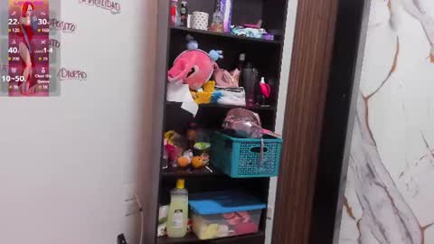 lexyy24_ online show from June 16, 9:24 am