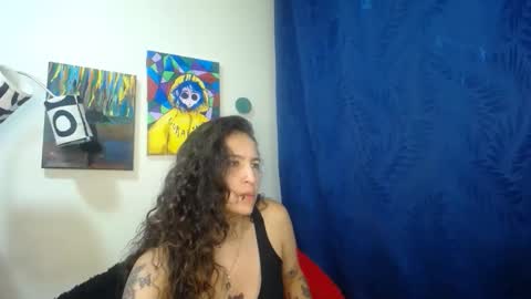 Snapshot of leyla_horny_bg chatting on October 6, 1:56 am leyla_horny_bg online show from October 6, 1:56 am