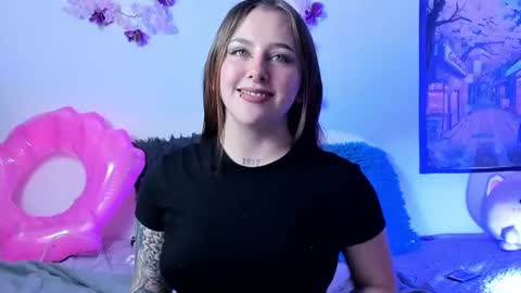 Leyla Miller online show from June 13, 7:35 pm