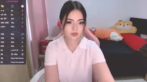 Leyla  online show from July 29, 5:35 pm