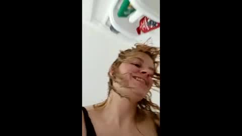 lezerae45791709 online show from March 14, 11:58 am
