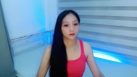 Lyn online show from November 5, 7:43 am