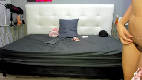 lia78couple online show from April 23, 10:11 pm