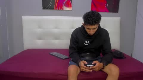 lia78couple online show from July 15, 9:08 pm