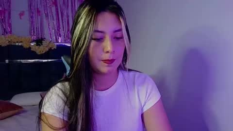 Snapshot of lia_14_ chatting on September 25, 10:39 pm Lia online show from September 25, 10:39 pm