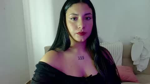 Lia  online show from May 29, 7:01 pm