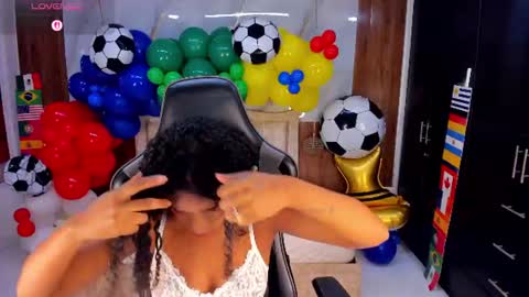 lia_16_ online show from June 25, 11:04 am