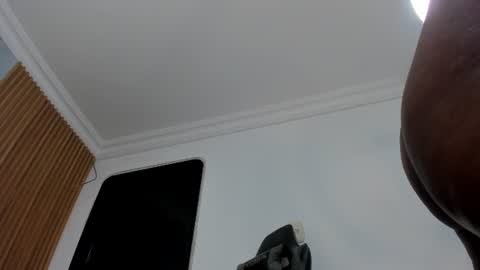 lia_16_ online show from July 28, 6:20 pm