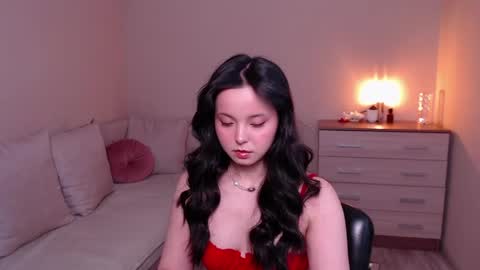 L I A online show from April 28, 1:59 pm