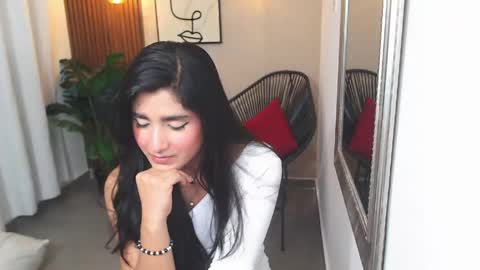 LIA online show from April 23, 6:31 pm