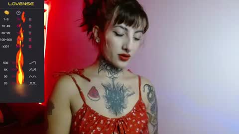 lia spicy   ig online show from June 14, 1:35 pm