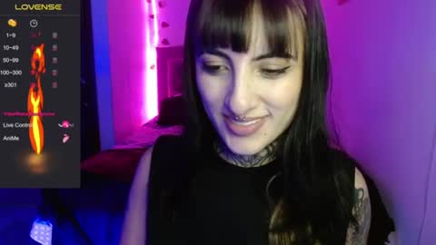 lia spicy   ig online show from July 4, 4:10 pm