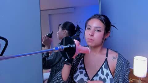 lia_owenss online show from March 14, 11:31 pm