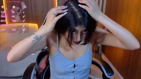 Online 1400 - 2100 online show from June 25, 3:25 am