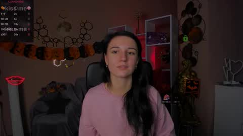 Snapshot of lia_sunset chatting on October 24, 12:28 pm Lia online show from October 24, 12:28 pm