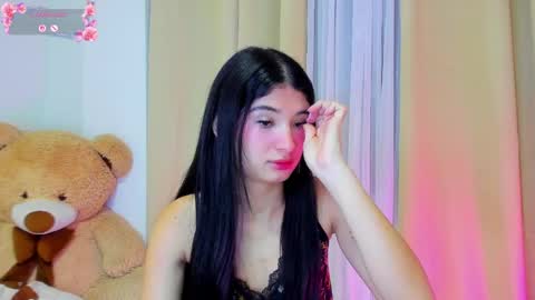 Lia Sweetty online show from May 1, 12:37 am