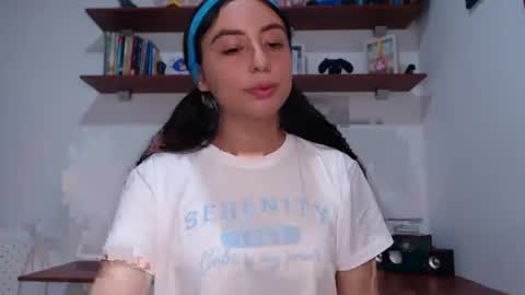   lia  online show from June 13, 12:32 am