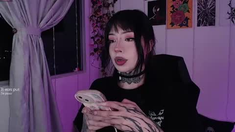 Liaa  online show from August 7, 2:54 am