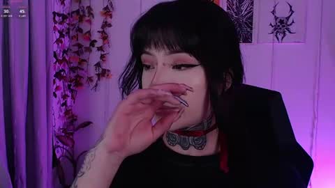 Liaa  online show from July 11, 11:52 pm