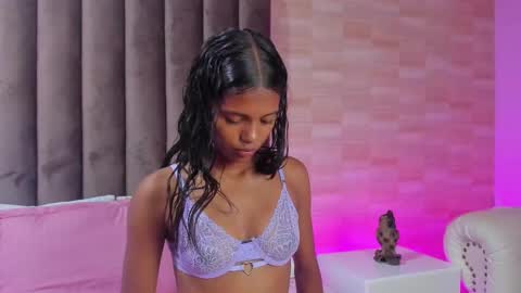 Lia online show from March 12, 7:25 pm