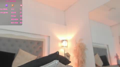 Lia Flame online show from July 28, 8:52 pm