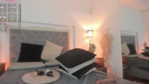 Lia Flame online show from July 28, 7:39 pm