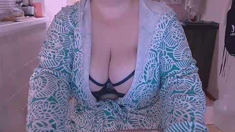 miss Lia  colection for travel online show from October 12, 6:43 pm