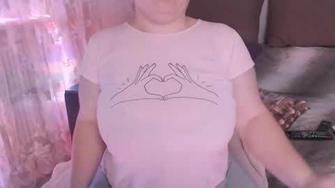 miss Lia  colection for travel online show from December 8, 7:11 pm