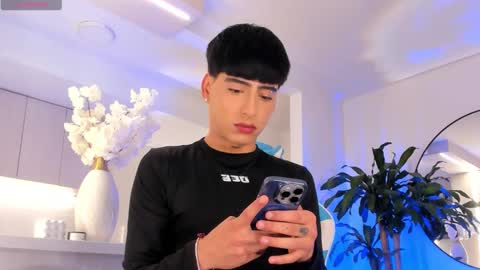 Liam online show from March 16, 3:53 am