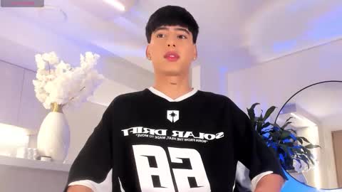 Liam online show from March 18, 2:06 am