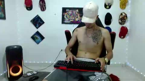 Andres online show from February 12, 10:57 pm