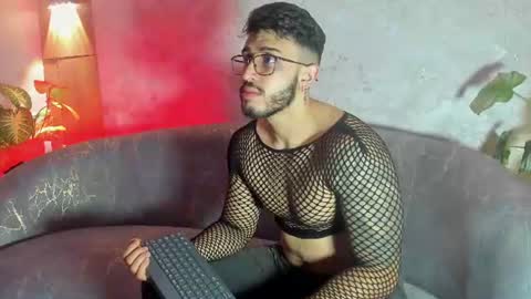 LIAM KLEIN online show from June 18, 11:37 am