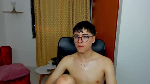 Snapshot of liam_orion chatting on February 21, 10:15 pm LIAM online show from February 21, 10:15 pm