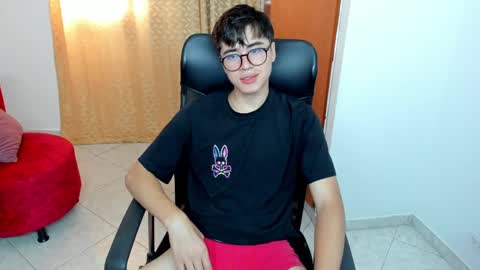 Snapshot of liam_orion chatting on February 25, 7:06 pm LIAM online show from February 25, 7:06 pm