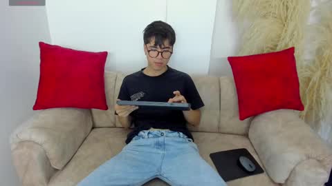 Snapshot of liam_orion chatting on March 8, 8:25 pm LIAM online show from March 8, 8:25 pm