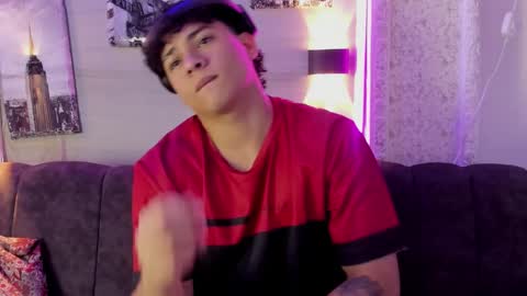 liam online show from November 21, 1:31 pm