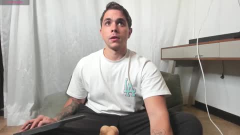 Liam online show from October 30, 4:02 am