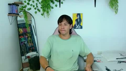 liamxul online show from September 26, 7:22 pm