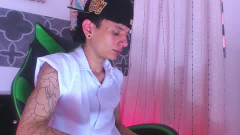 liamblaze online show from December 4, 10:09 pm