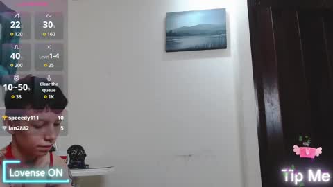 Snapshot of liambrown09 chatting on October 10, 8:57 pm Liam online show from October 10, 8:57 pm