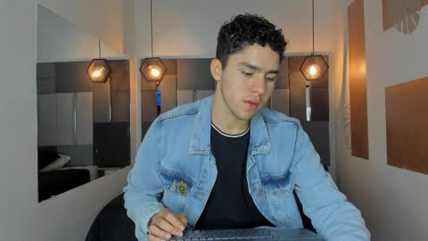 Liam online show from March 15, 1:03 pm