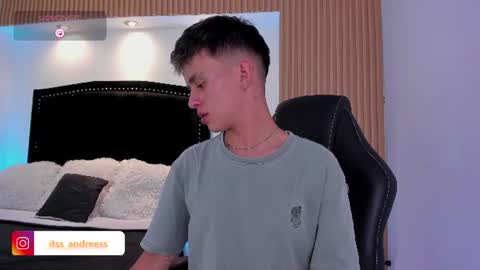 liam online show from June 27, 5:02 am