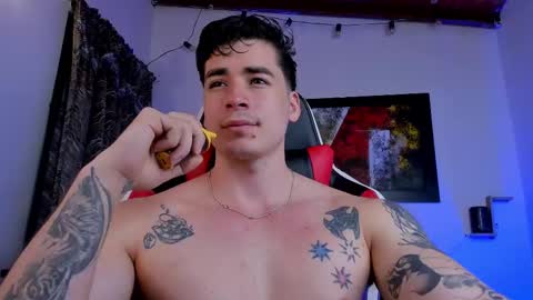 liamwyatt_ online show from February 24, 3:02 am