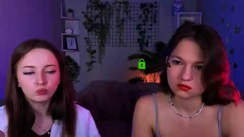 Li online show from June 15, 7:06 pm