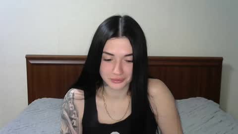 liana_diva online show from February 13, 11:47 pm