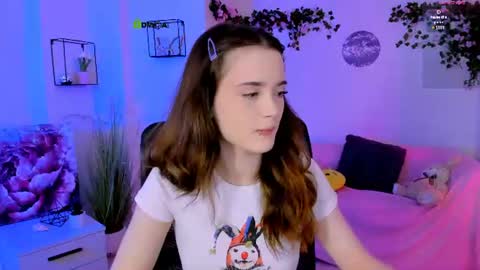 Little Liana  online show from June 26, 6:35 pm