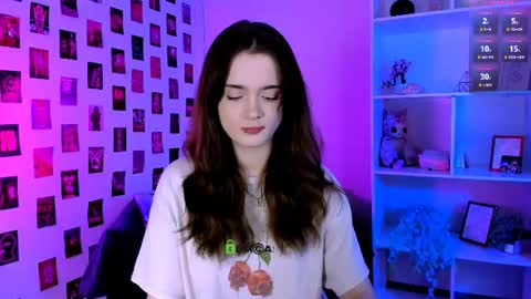 Little Liana  online show from June 27, 6:47 pm